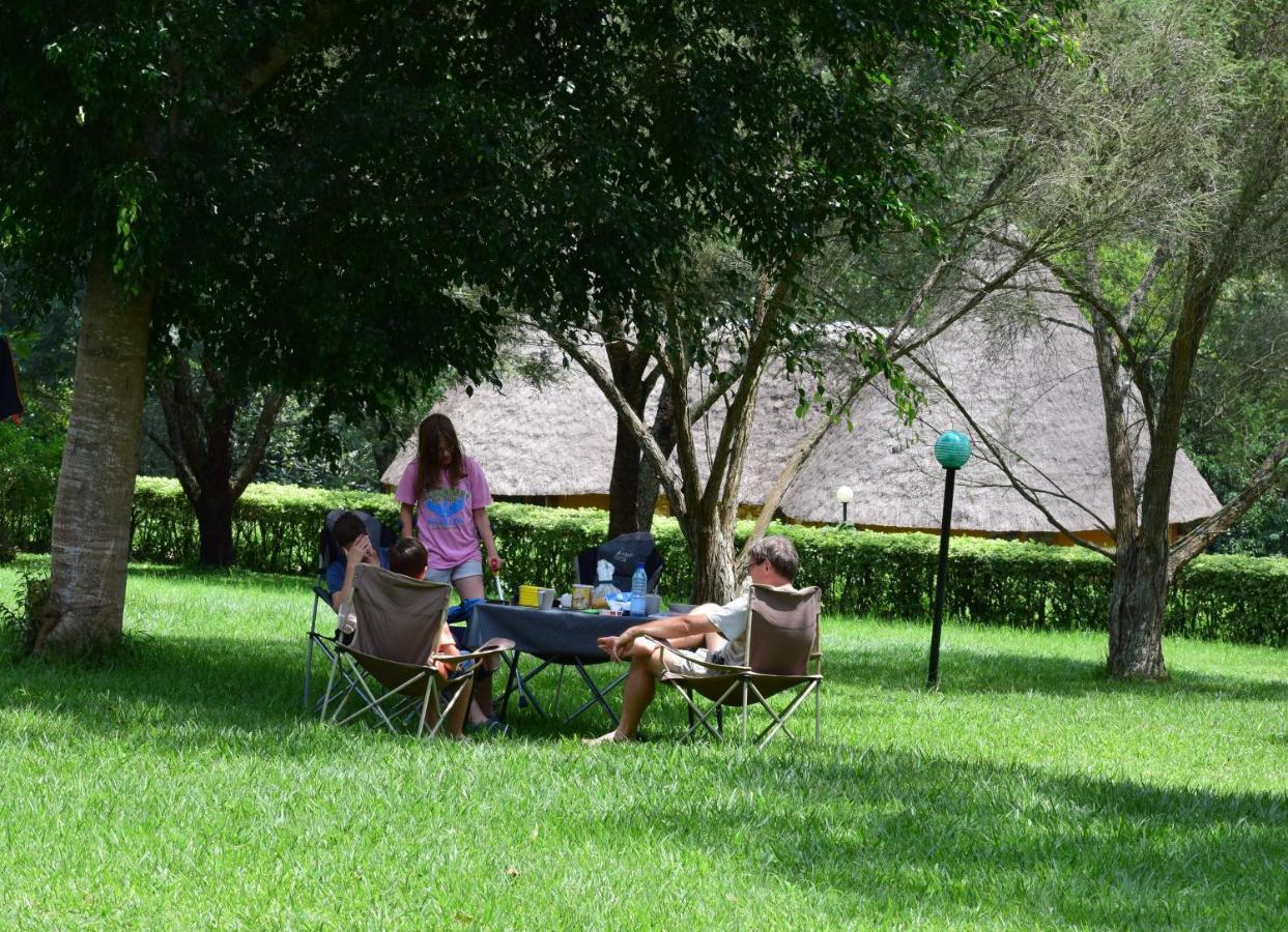 Kibale Guest Cottages Fort Portal Екстериор снимка