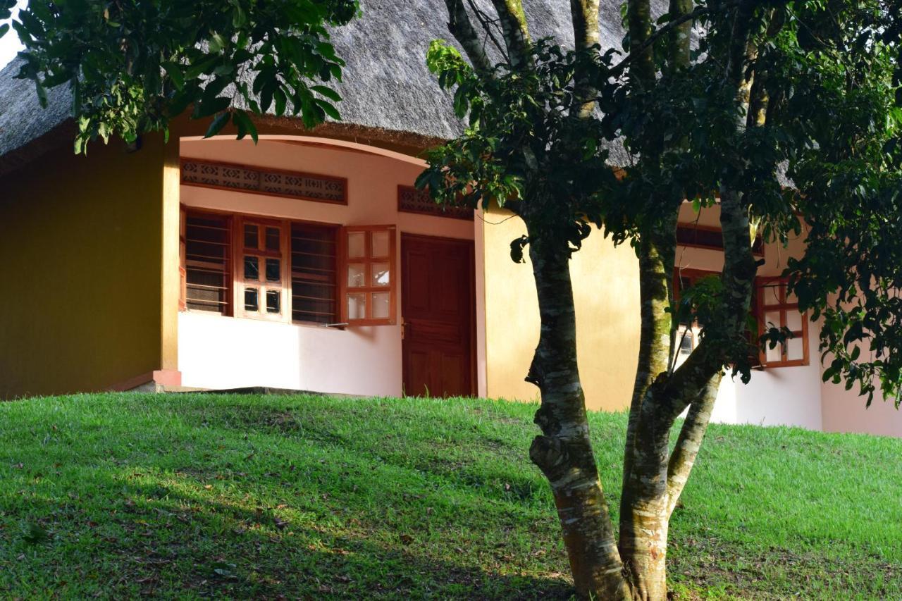 Kibale Guest Cottages Fort Portal Екстериор снимка