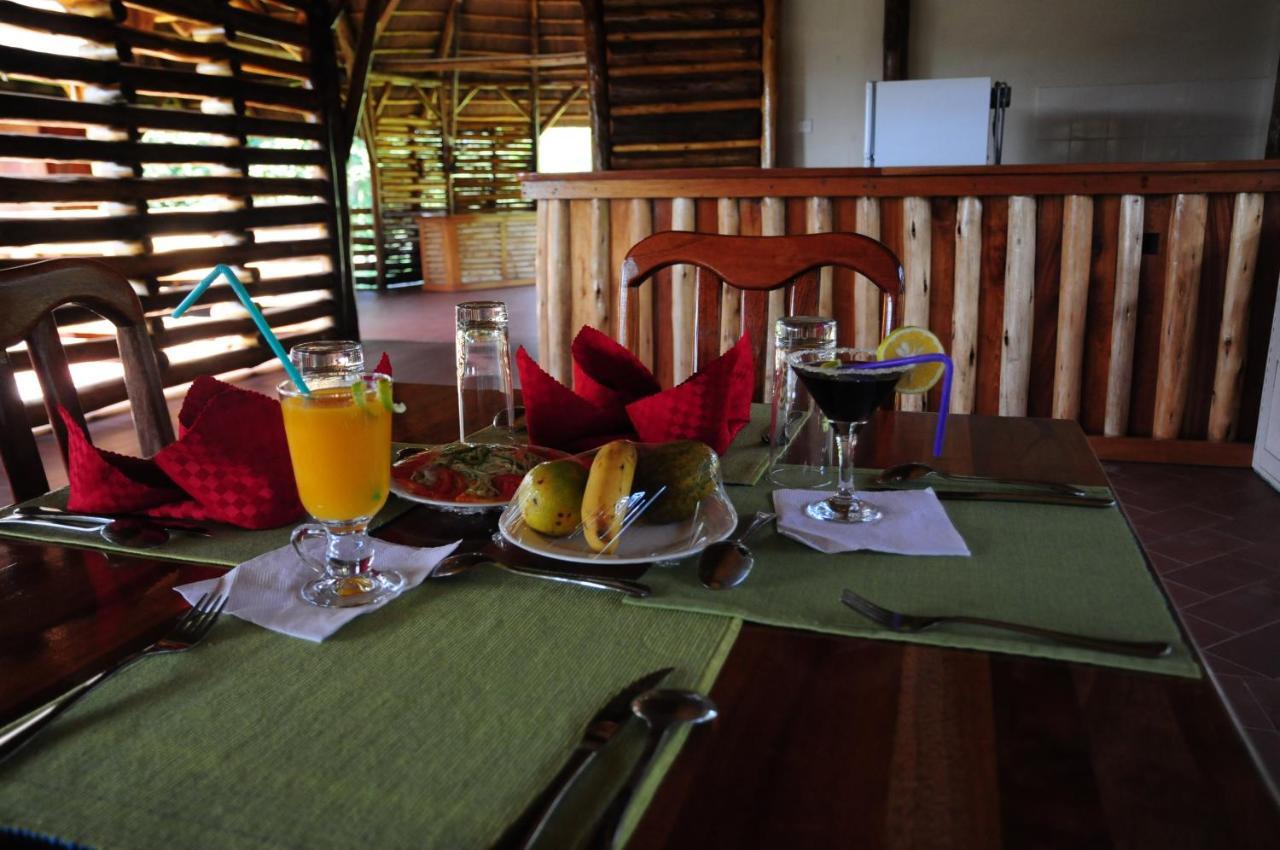 Kibale Guest Cottages Fort Portal Екстериор снимка